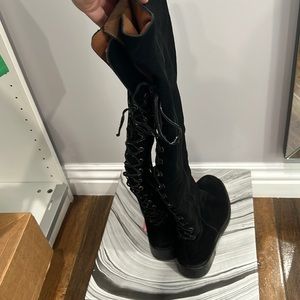 Suede boots